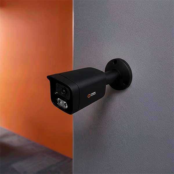 Камера видеонаблюдения ISON 50S-R-4_black Камера видеонаблюдения ISON 50S-R-4_black